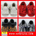 Accept sample order beautiful color tassels and bow cow leather moccasins china wholesale sandals
